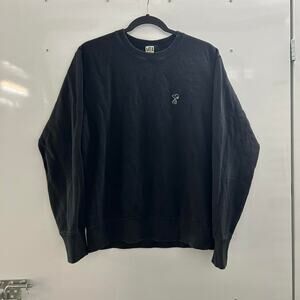 Kaws x Uniqlo Snoopy black crewneck sweatshirt